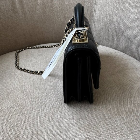 New in Box Chanel Black Mini Flap Handbag with Chain - Picture 6 of 11